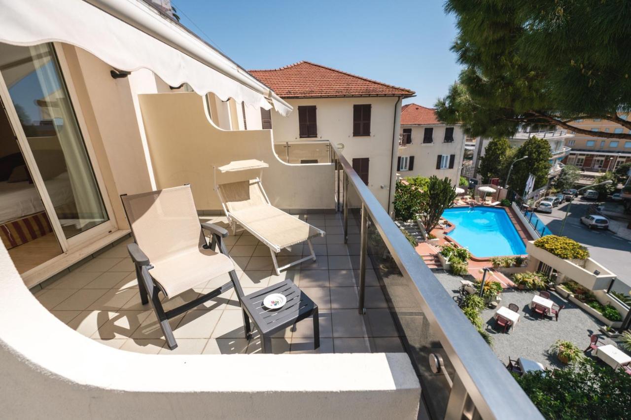 Coccodrillo Hotel & Apartments Varazze Εξωτερικό φωτογραφία