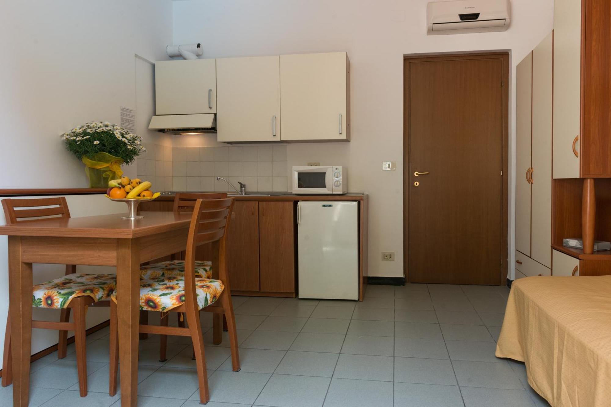 Coccodrillo Hotel & Apartments Varazze Εξωτερικό φωτογραφία